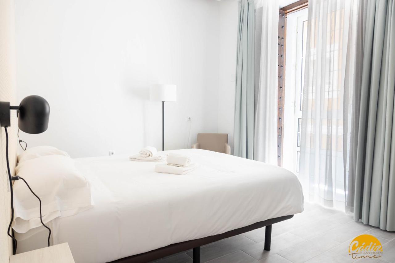 The House Of Colors By Cadiz Time Apartment Bagian luar foto