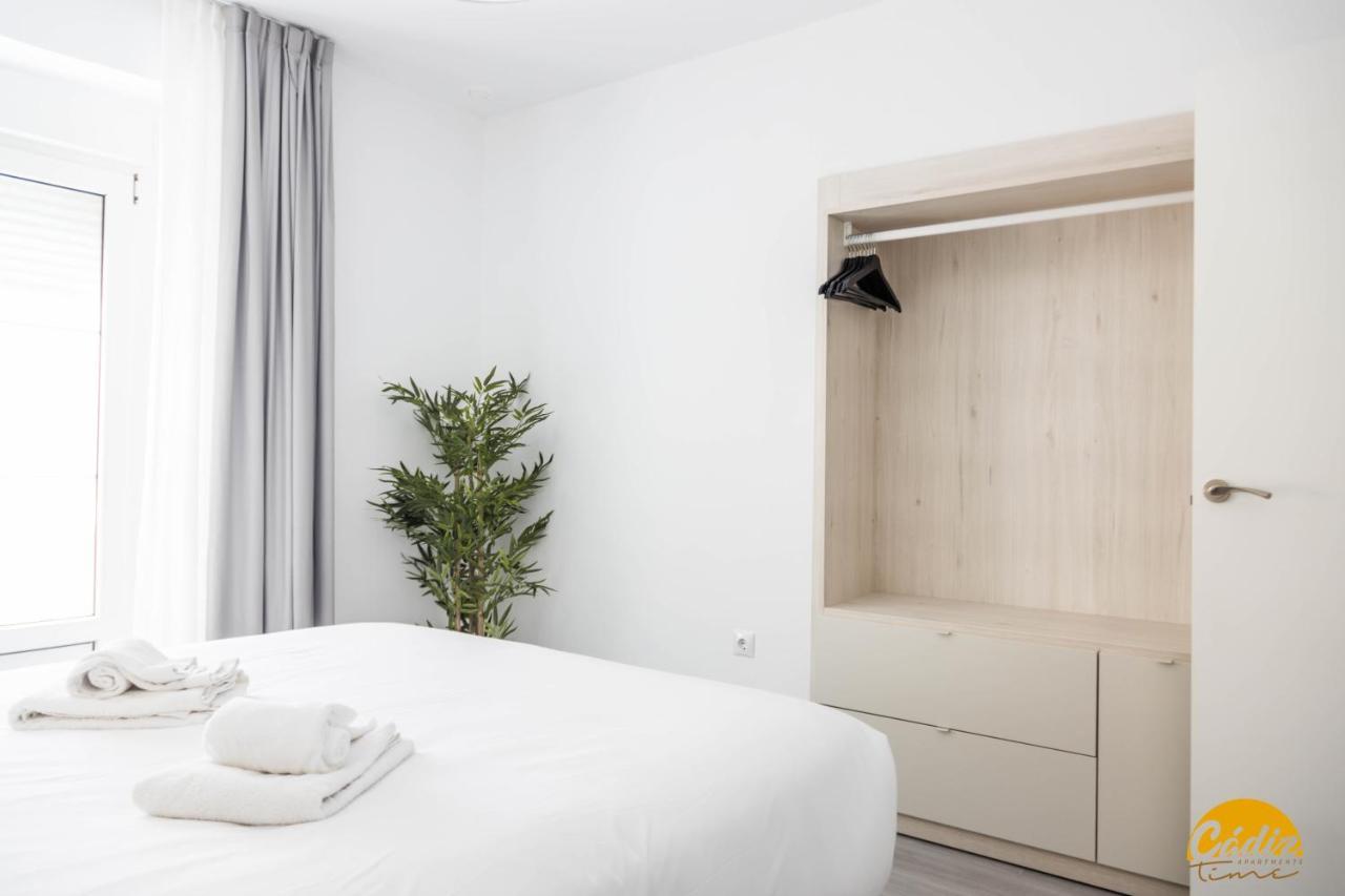 The House Of Colors By Cadiz Time Apartment Bagian luar foto